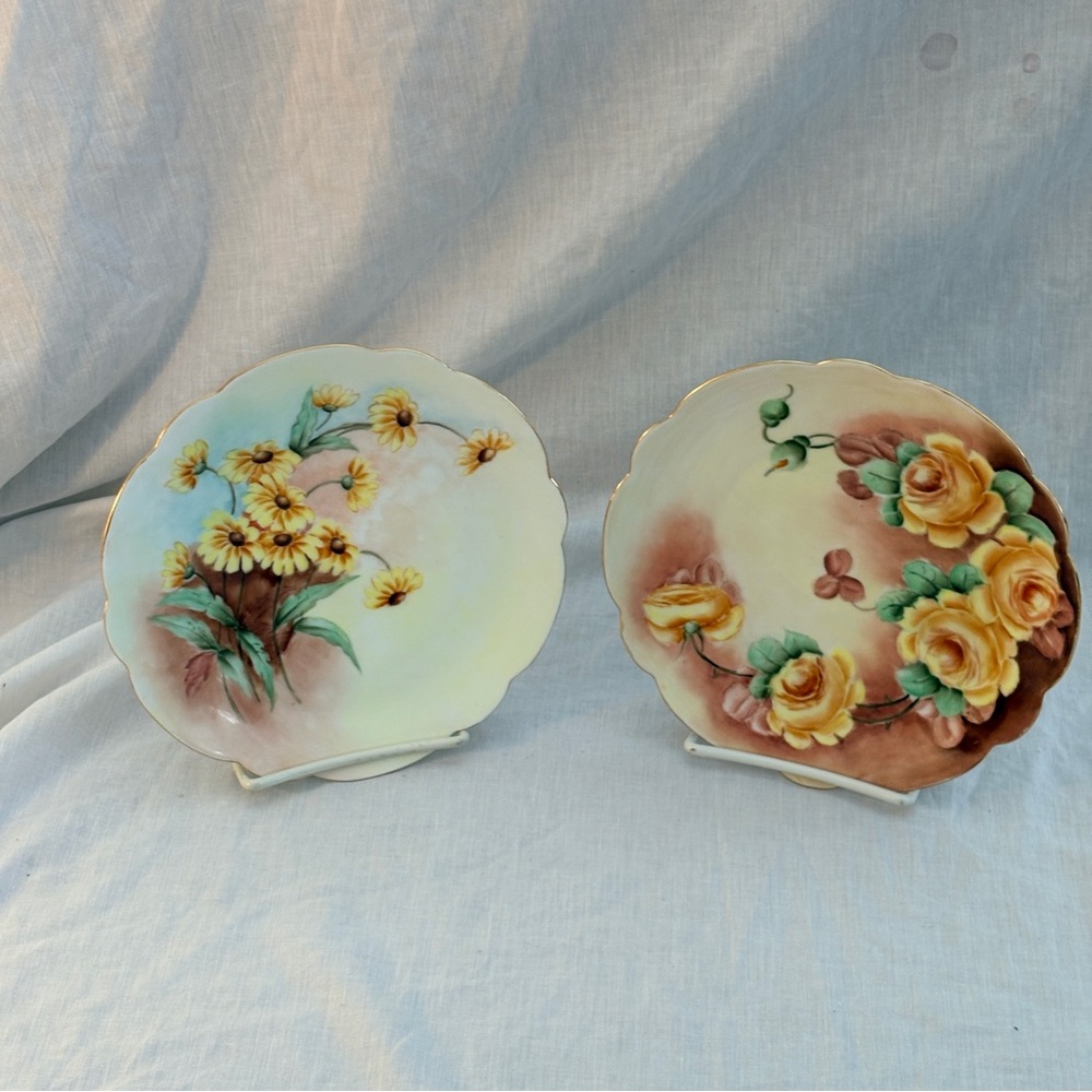 Vintage Cottagecore Floral Plates | Romantic Farmhouse Wall Decor Set